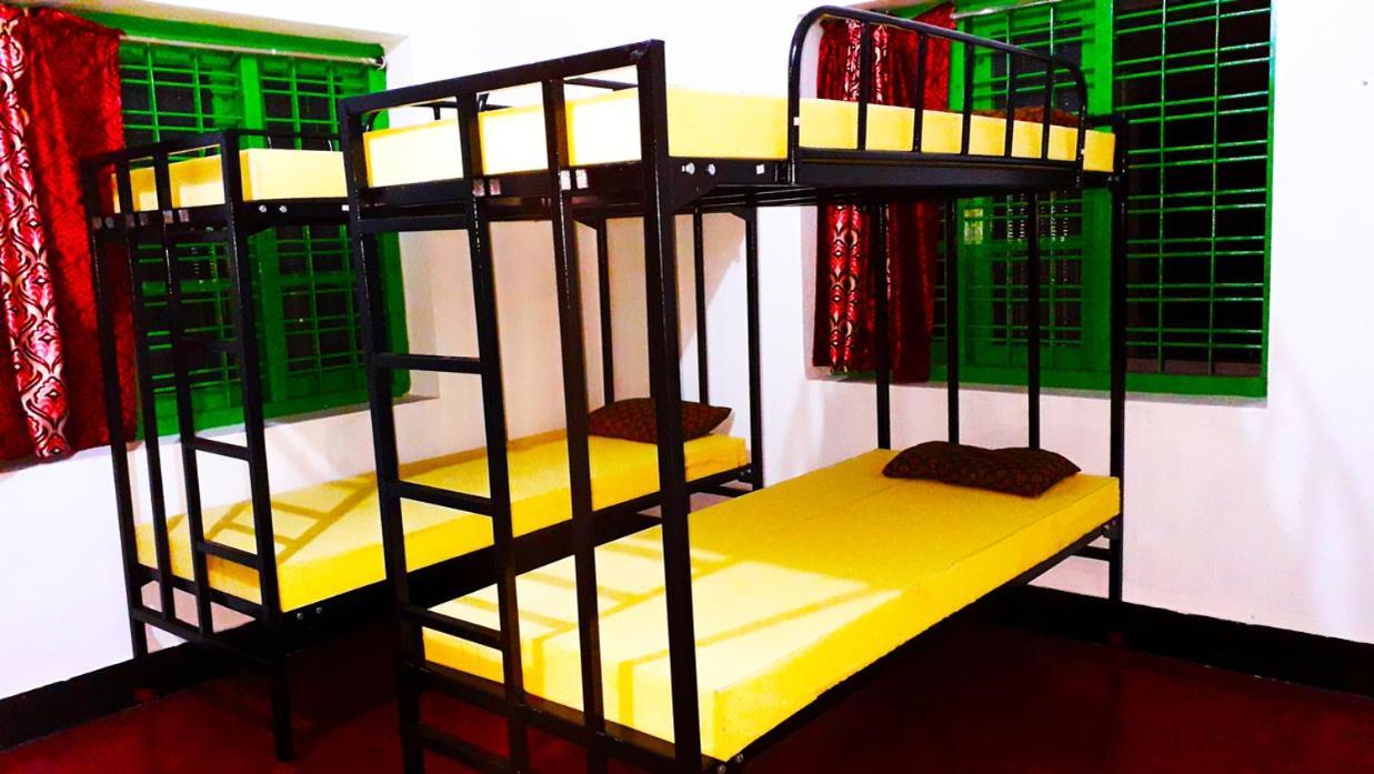 Seenu'S Pg Accommodation ปาลักกัด ภายนอก รูปภาพ