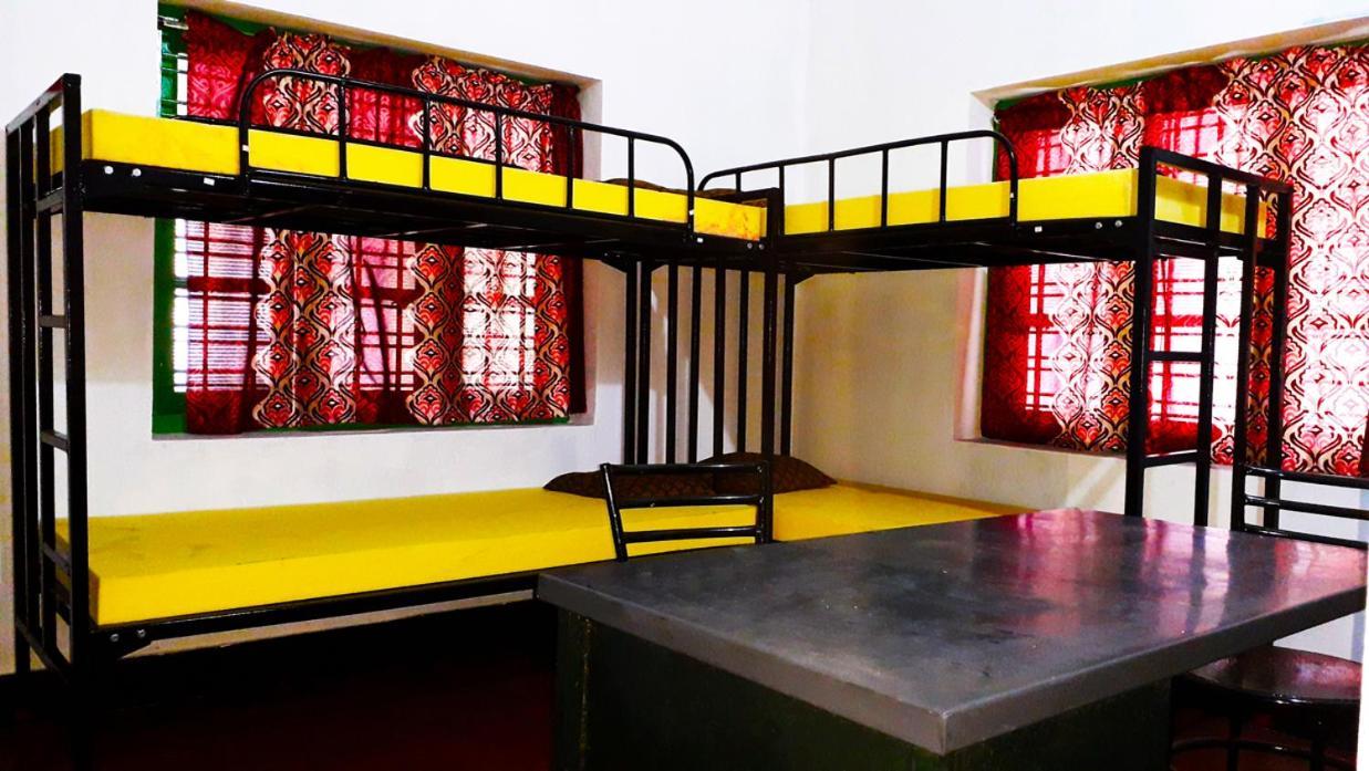 Seenu'S Pg Accommodation ปาลักกัด ภายนอก รูปภาพ
