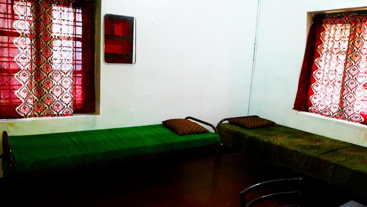 Seenu'S Pg Accommodation ปาลักกัด ภายนอก รูปภาพ